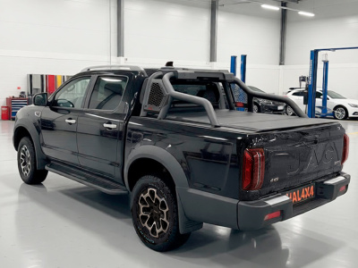 Дуга ARMADA (5 прожекторов с подъмным механизмом. Hilux, JAC и др.)