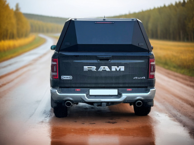 Кунг алюминиевый (3 двери) RAM RAMBOX 1500 (5 g.) 5'7" Bed