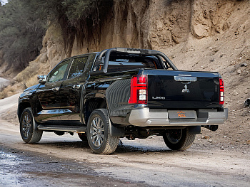 Дуга из нержавеющих круглых труб D76мм L200 6 gen.