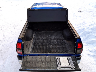 Крышка HAL 4-х секционная Hilux Revo '15 STANDART