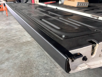 Пластиковая накладка на откидной борт Foton G7 (1 шт. со скотчем)