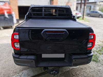 Дуга широкая с защитой стекла HAL PRO HILUX 8 REVO