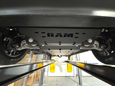 RAM 2024+ 3.0 л. (540 л.с. и 420 л.с.) Защита днища. 4 листа с крепежом. 4 мм алюминий