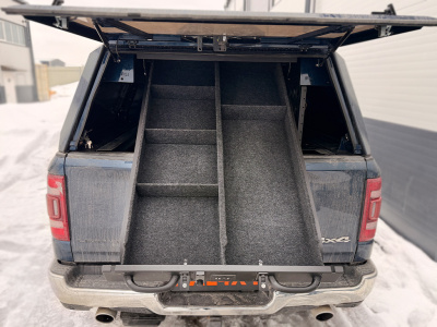 Кунг опция: Выкатная платформа.  Верхняя