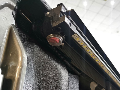 Крышка HAL 4-х секционная Hilux Revo '15 PRO